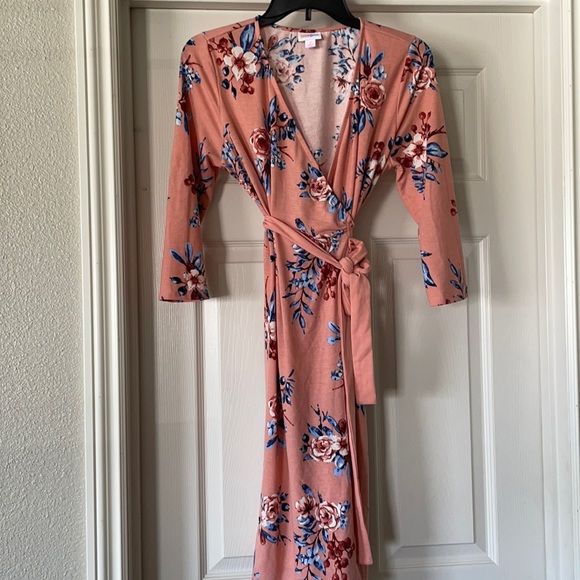 Lularoe Peach floral Michelle Dress - Picture 3 of 10